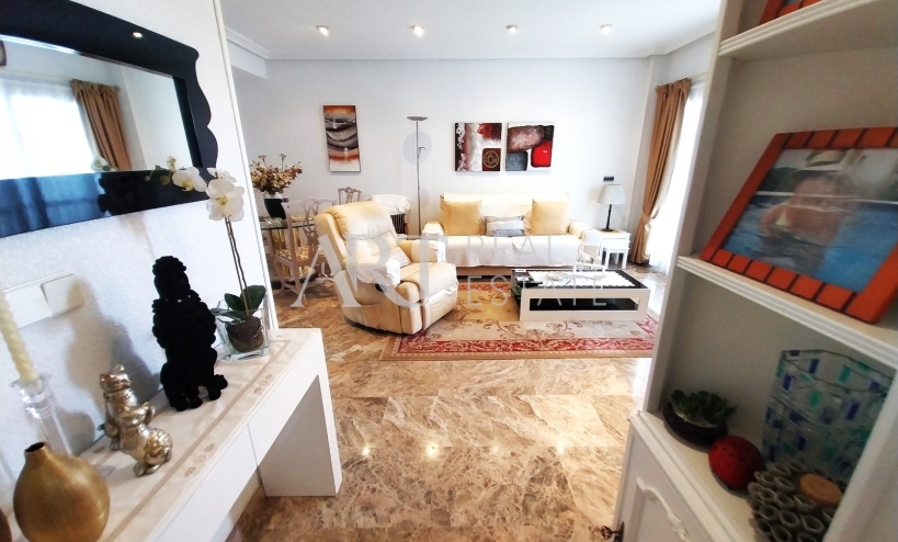 Resale - Apartment - Albir