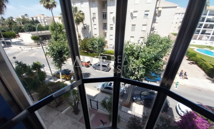 Resale - Apartment - Albir