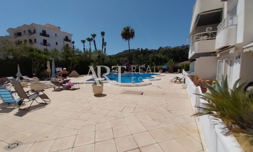 Resale - Apartment - Albir