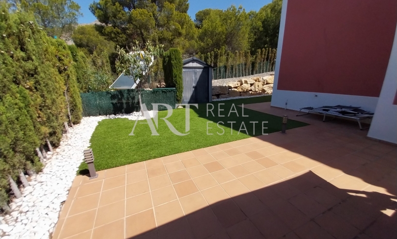 Resale - Villa - Finestrat - Finestrat Urbanizaciones