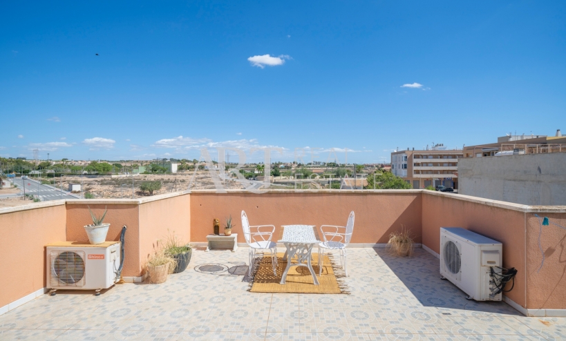 Resale - Apartment - Los Montesinos