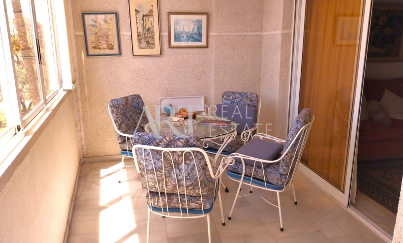 Resale - Apartment - Albir