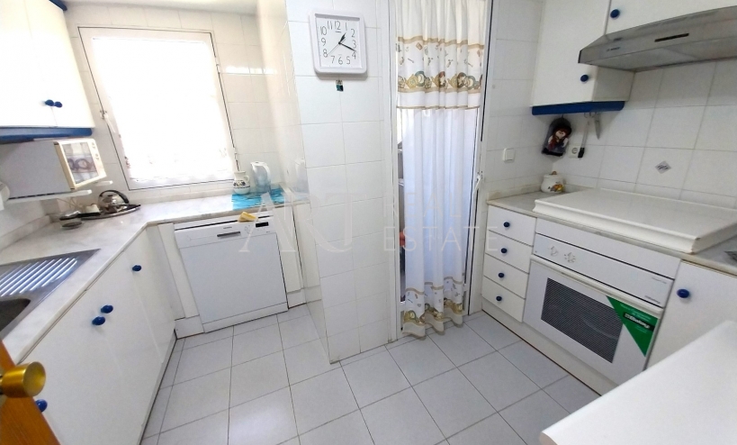 Resale - Apartment - Albir