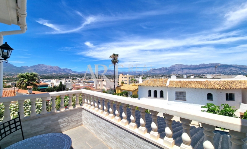 Videresalg - Villa - Albir