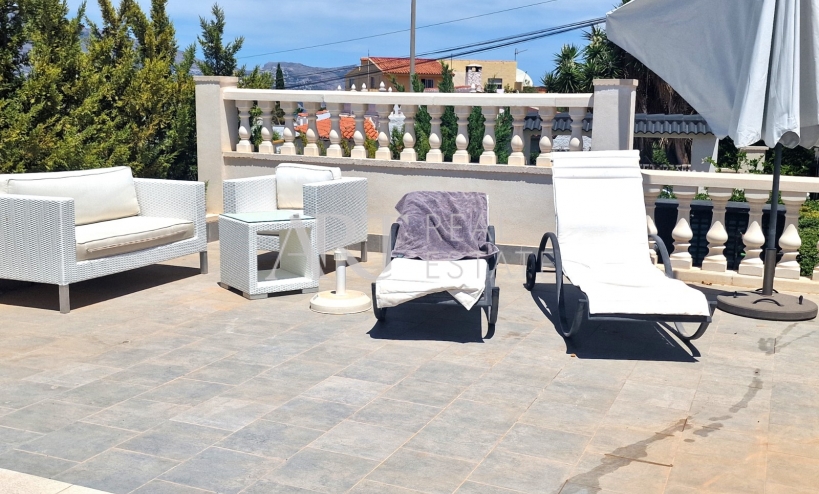 Resale - Villa - Albir