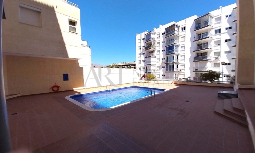 Resale - Apartment - Albir