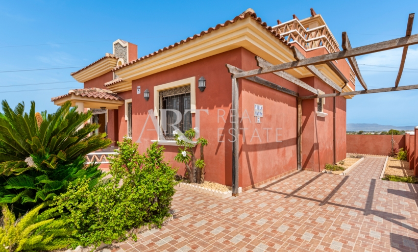 Resale - Villa - Algorfa