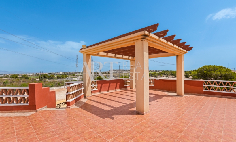 Resale - Villa - Algorfa