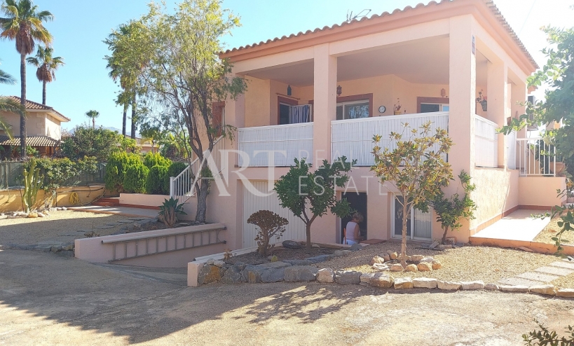 Resale - Villa - Alfas del Pí