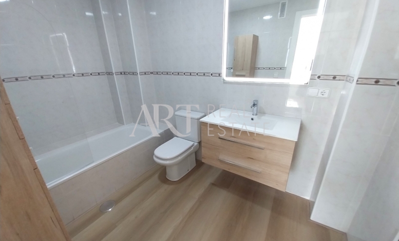 Resale - Apartment - Albir