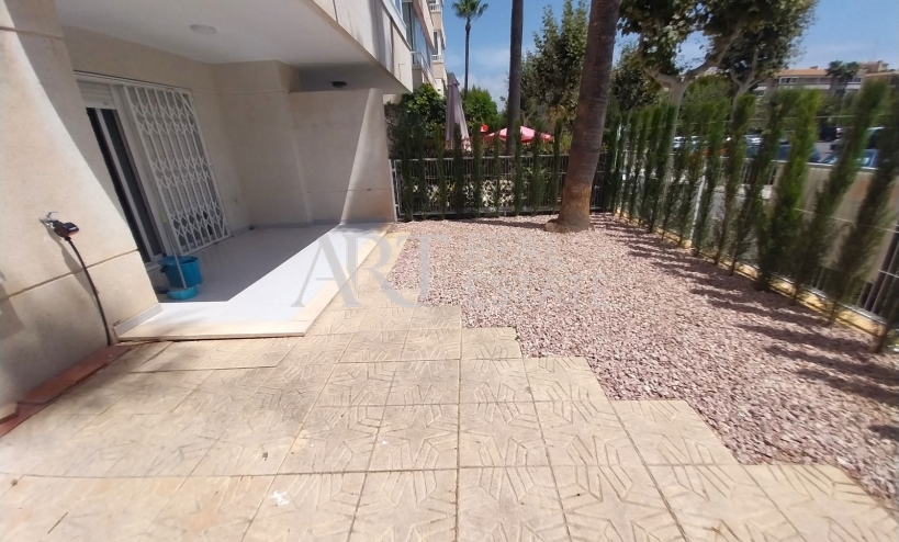 Resale - Apartment - Albir