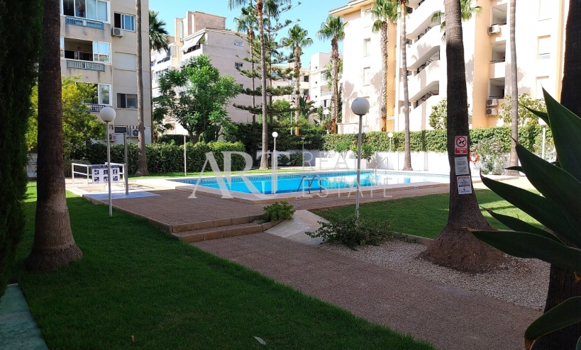 Resale - Apartment - Albir