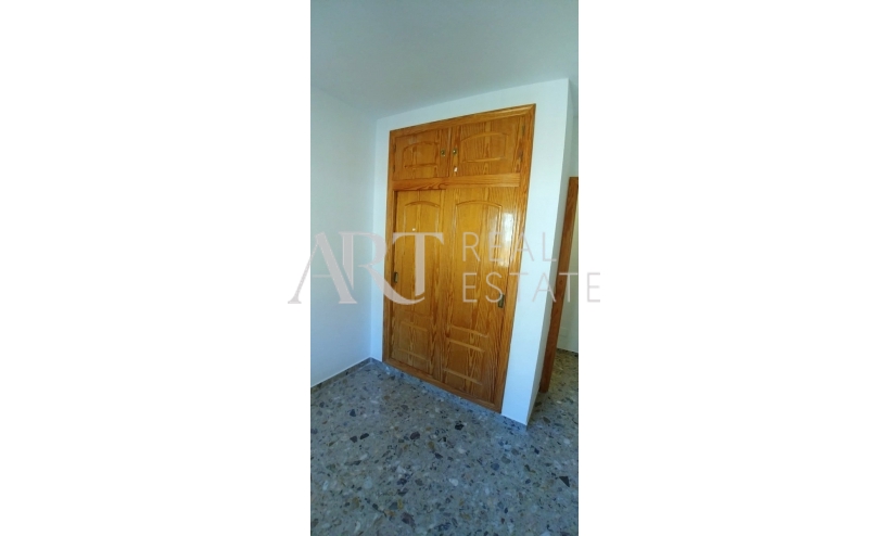 Resale - Villa - Polop