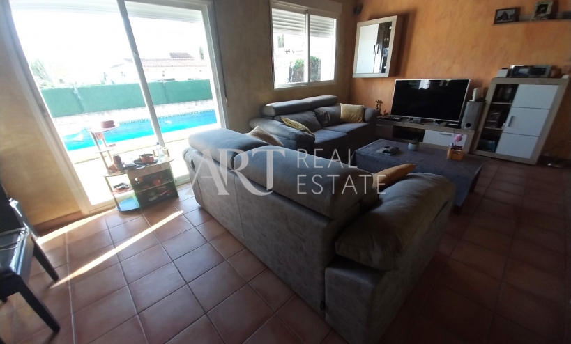 Resale - Villa - La Nucía