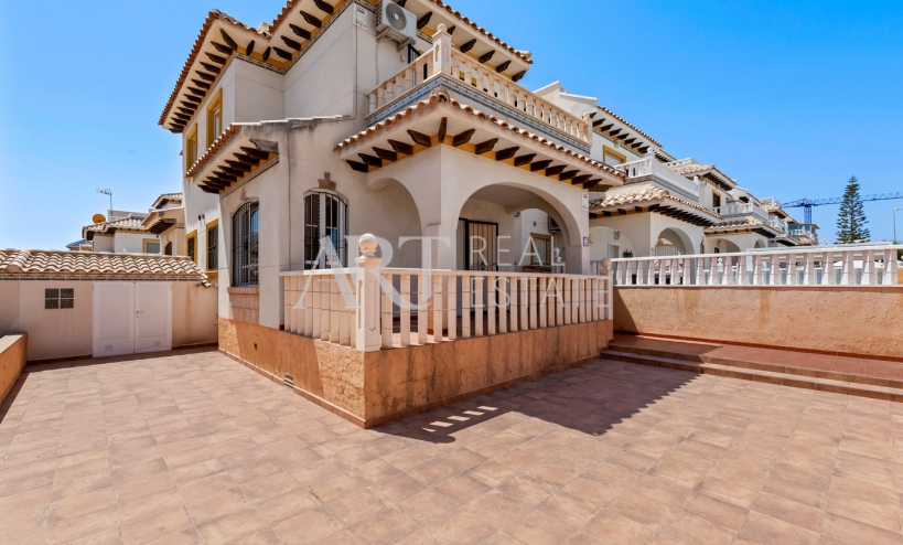 Reventa - Casa cuádruple - Orihuela costa - Lomas de Cabo Roig