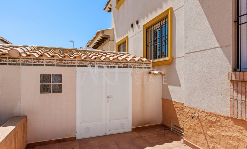 Reventa - Casa cuádruple - Orihuela costa - Lomas de Cabo Roig