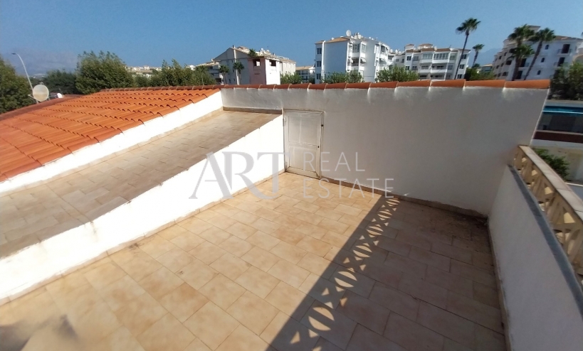 Resale - Villa - Albir