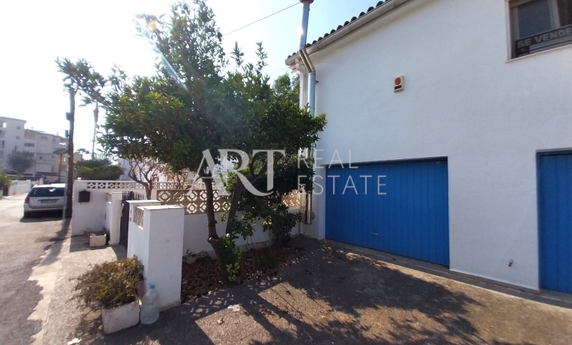 Resale - Villa - Albir