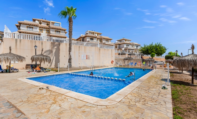 Reventa - Casa cuádruple - Orihuela costa - Lomas de Cabo Roig