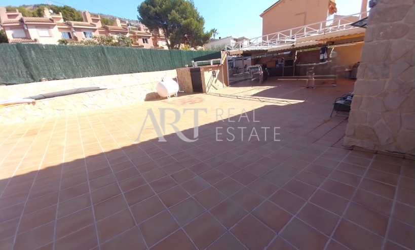 Resale - Villa - Albir