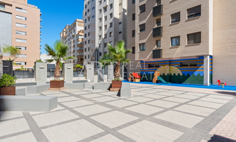 Herverkoop - Appartment - El Campello - El Amerador