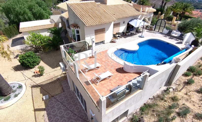 Resale - Villa - Alfas del Pí