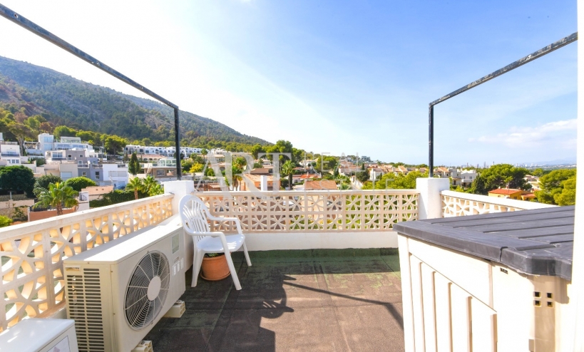 Resale - Apartment - Albir