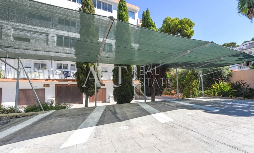 Resale - Apartment - Albir