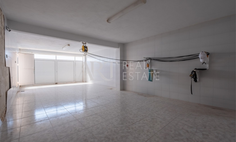 Resale - Villa - Altea