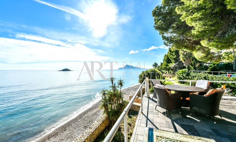 Resale - Villa - Altea