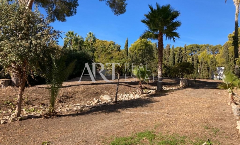 Resale - Villa - Altea