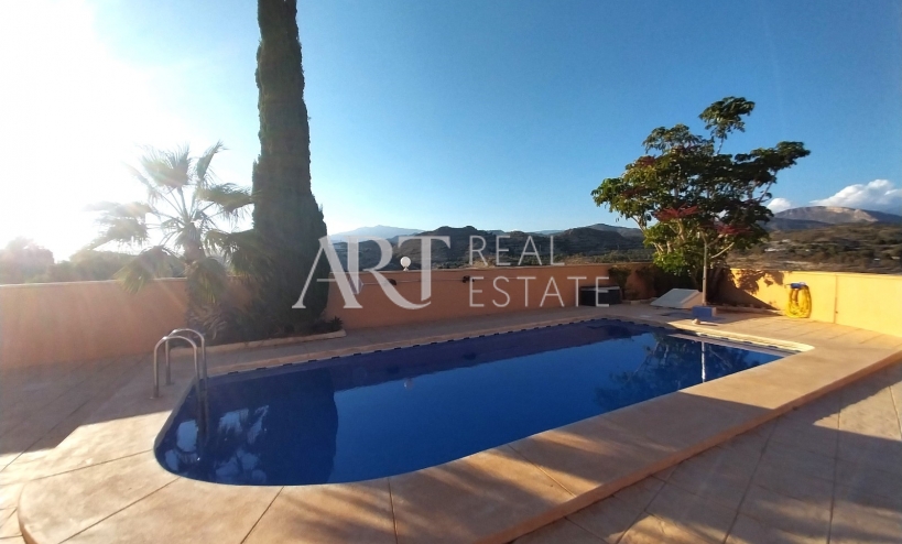 Resale - Villa - Villajoyosa