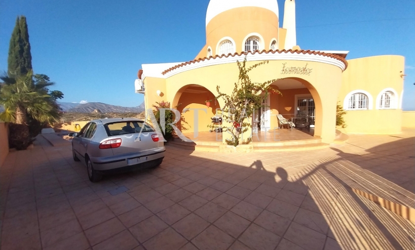 Reventa - Villa - Villajoyosa