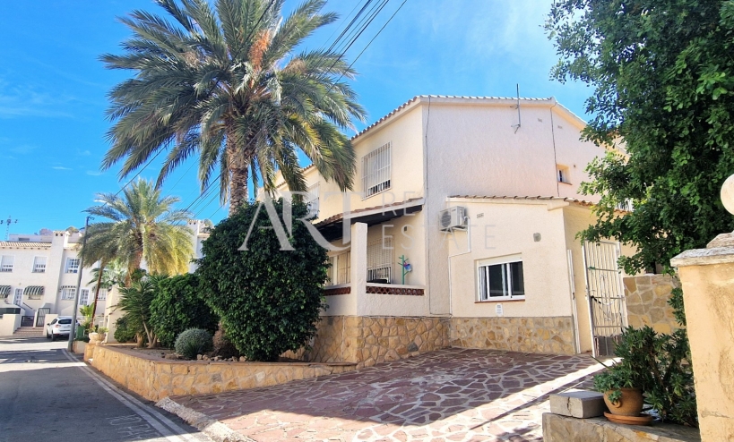 Herverkoop - Villa - Albir