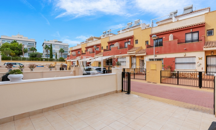 Resale - Duplex - Orihuela costa - Los Dolses