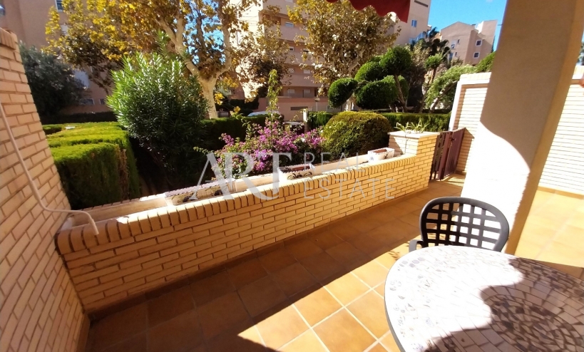 Resale - Apartment - Albir