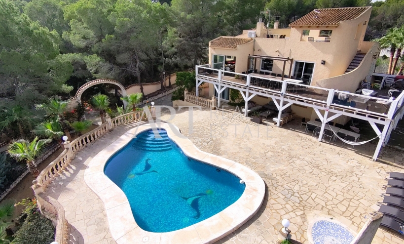 Resale - Villa - Alfas del Pí