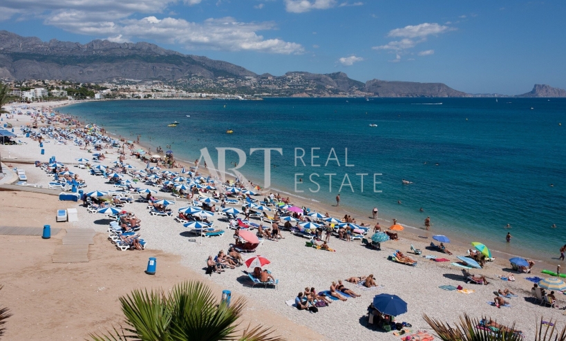 Resale - Villa - Altea