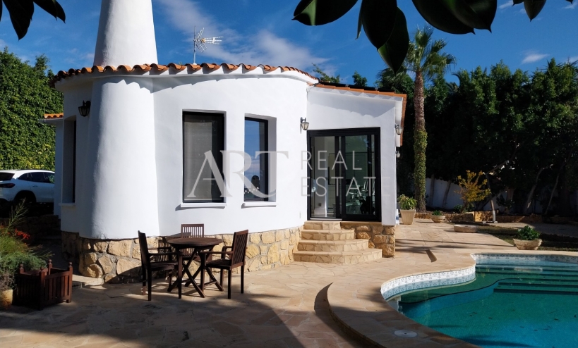 Resale - Villa - La Nucía