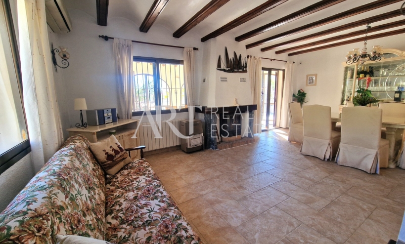 Resale - Villa - Altea