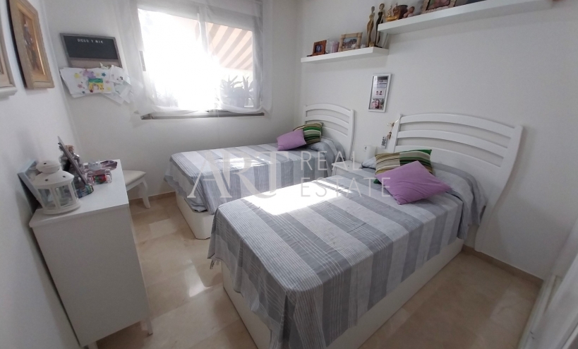 Revente - Apartment - Albir