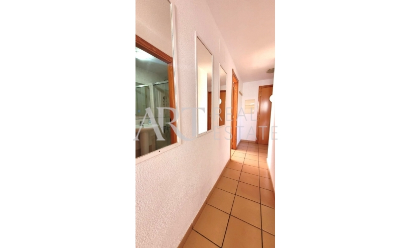 Resale - Apartment - Albir