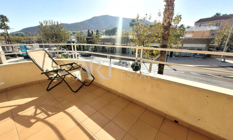 Resale - Apartment - Albir