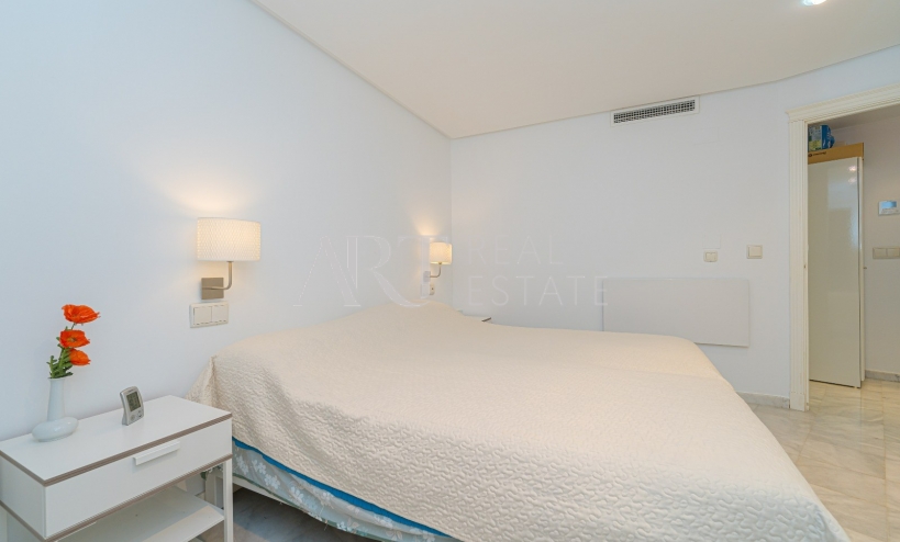 Resale - Apartment - Altea