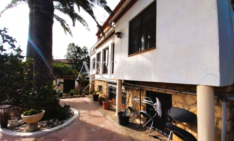 Resale - Villa - La Nucía