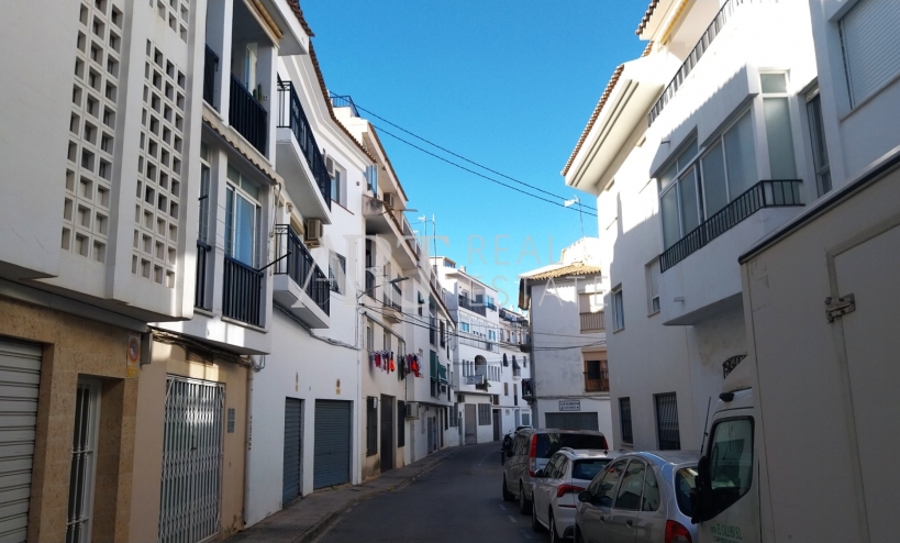 Resale - Apartment - Altea