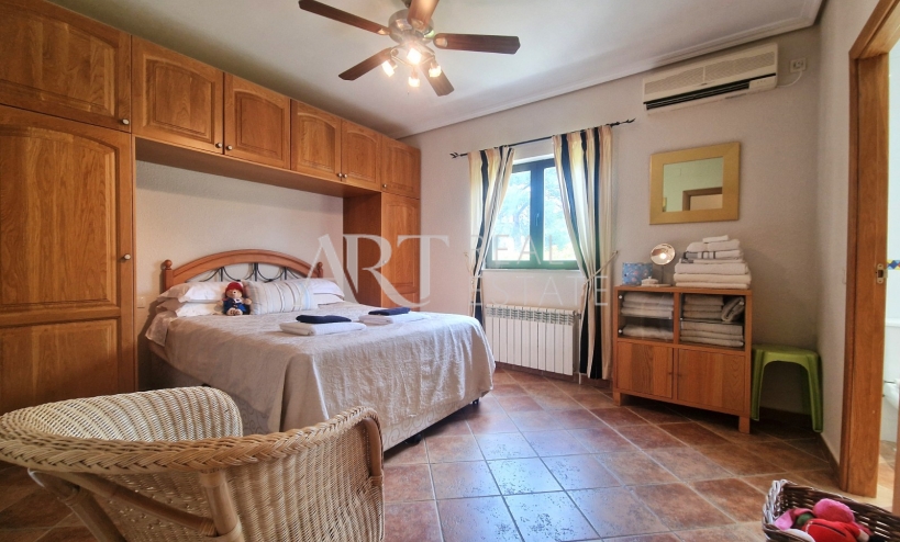 Resale - Villa - Alfas del Pí