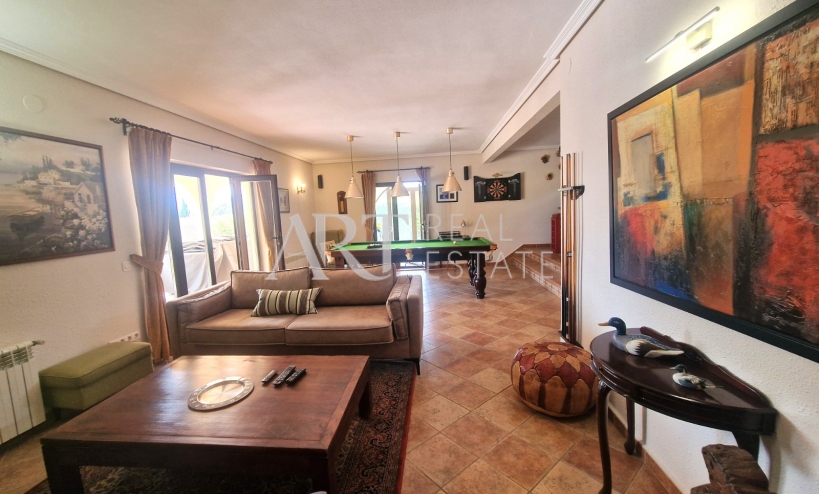 Resale - Villa - Alfas del Pí