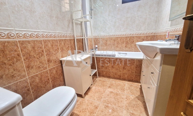 Resale - Villa - Alfas del Pí