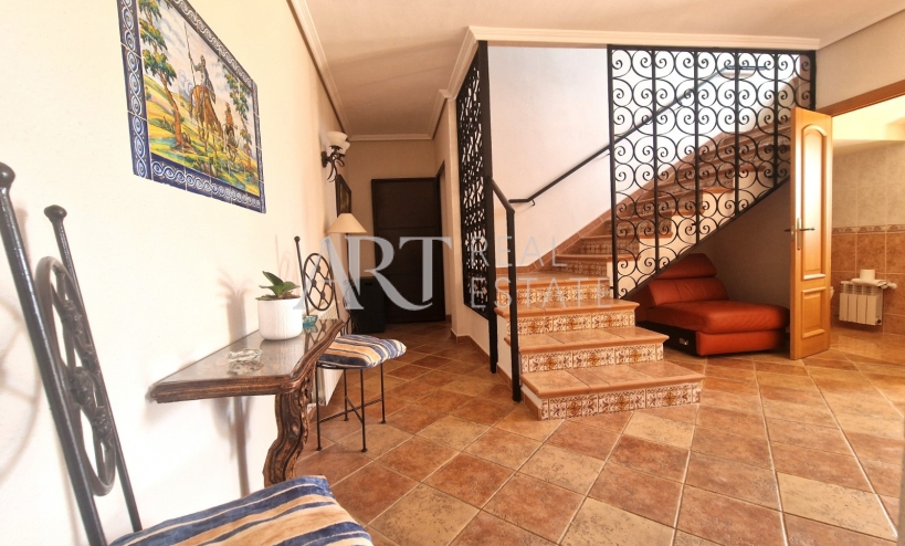 Resale - Villa - Alfas del Pí